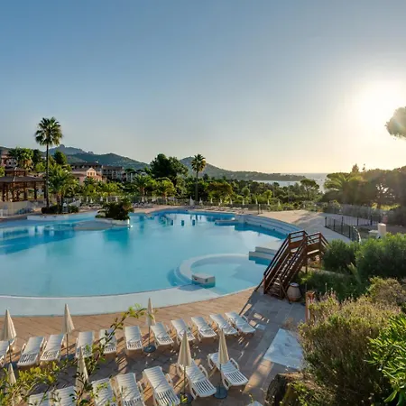 Apartment Le Village De Cap Esterel - Maeva - 4 Personnes Coin Avec Parking Et Terrasse Mae-0523 *